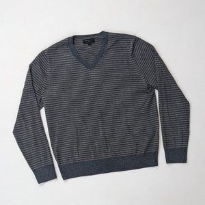 Men's Banana Republic 100% Merino Wool V-neck Pullover Sweater